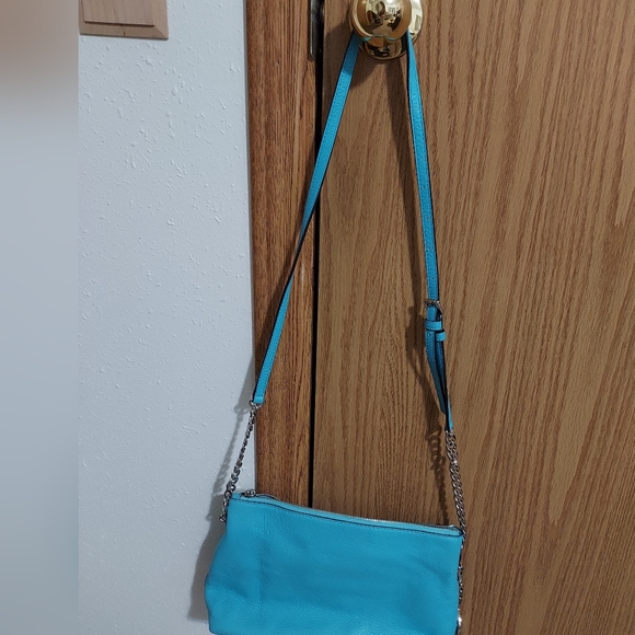 MICHAEL KORS LIKE NEW TURQUOISE LEATHER BAG - Picture 2 of 6